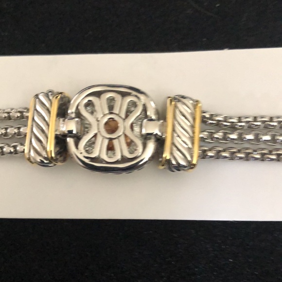 - Bracelet - Picture 4 of 8